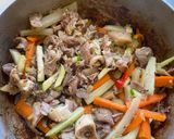 Foto del paso 3 de la receta: Cerdo salteado con vegetales