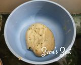 A picture of step 1 of Methi Rotis.