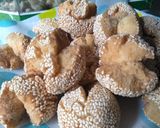 Foto langkah ke 7 dari resep Onde-onde tertawa lepas..