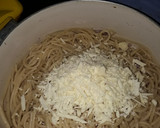 Foto del paso 2 de la receta: Espagueti ala crema con albóndigas de queso..🇸🇻