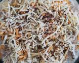 Chicken and Herb White Pizza with garlic sauce recipe step 5 photo