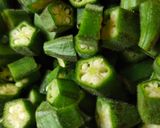 A picture of step 1 of Masala bhindi.