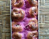 Foto langkah ke 6 dari resep Roti Sobek Ubi Ungu.