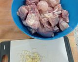 Foto langkah ke 1 dari resep Ayam woku.