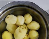 લસનીયા બટાકા (Lasaniya Bataka Recipe In Gujarati) રેસીપી સ્ટેપ1ફોટો