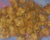 A picture of step 2 of Bhajia.