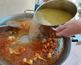 Foto del paso 7 de la receta: Fideuà con gambas y sepia🦐