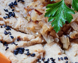 Foto del paso 5 de la receta: Hummus de garbanzos de lata con cebolla caramelizada sin azúcar 🧅🧅