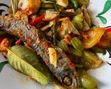 Foto langkah ke 3 dari resep Ikan cue sambal warna warni.