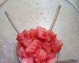 A picture of step 2 of Watermelon Juice.