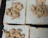 A picture of step 5 of Peri Peri toast.