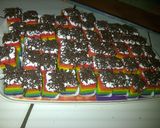 Foto langkah ke 3 dari resep Rainbow Cake Potong Cream.