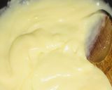 Foto langkah ke 1 dari resep Cream Vla Horn Bread.