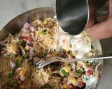 A picture of step 4 of Mix Vegetable Vermicelli idli.