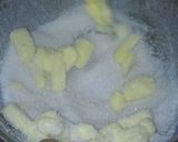 Foto del paso 1 de la receta: Bizcochuelo con manteca y aceite de vainilla