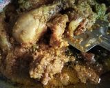 A picture of step 2 of Bengali chicken kasa.