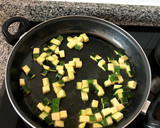 Foto del paso 3 de la receta: Arroz de bacalao con verduritas