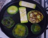 Foto del paso 3 de la receta: Pizza de zapallitos en sartén