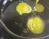 A picture of step 4 of Instant Jalebi.
