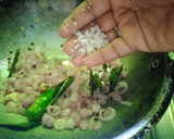 முட்டை குழம்பு(muttai kuzhambu recipe in tamil) ரெசிபி ஸ்டேப் 4 புகைப்படம்