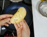 Foto del paso 3 de la receta: Tosta de aguacate y huevo poché
