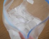 A picture of step 5 of Quick Icecream (no freezer, in 5 min.).