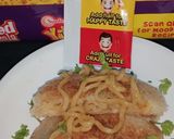 A picture of step 2 of Maggi sandwhich.