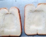 Foto langkah ke 1 dari resep Egg-in-a-Hole (Egg Toast).