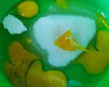 Foto langkah ke 2 dari resep Bolu pandan simple dan enakk.