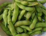 Foto langkah ke 2 dari resep Edamame Rebus Crunchy.