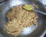 A picture of step 8 of Sattu Ladoo.