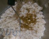 A picture of step 4 of Yam Balls.