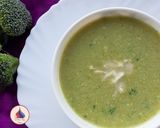 A picture of step 6 of Broccoli Almond Soup.