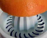 A picture of step 2 of Freash grape fruit juice simple.