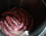 Foto del paso 2 de la receta: Salchichas Frescas al vino Blanco 🍷
