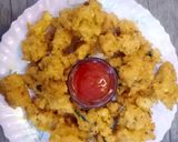 A picture of step 5 of Noodles pakoray.