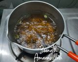 A picture of step 1 of Kashmiri Kahwa.