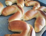 Házi patkó alakú vajas kifli 🥐 recept fázis 5 fotója
