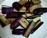Foto langkah ke 2 dari resep Terong Sambal Teri.