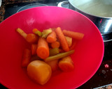 Foto del paso 1 de la receta: Puré de verduras del caldo de verdura y pollo