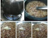 A picture of step 5 of Moth dal khichri.