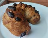 Foto del paso 7 de la receta: Pan relleno de manjar blanco y cacao🥐🍩🍫