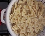 Pas rețetă Salata cu farfalle 1 fotografie