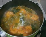 Foto langkah ke 6 dari resep Gulai Daun Singkong + Udang.