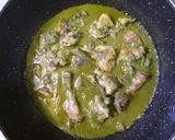 A picture of step 5 of Green Chicken Curry with Nigella seeds.