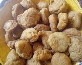 A picture of step 4 of Chin chin din rogo.