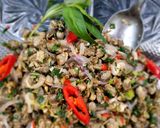 Hình bước làm 3 của món Hến Xào Xúc Bánh Đa