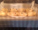 Mascarpone krémmel töltött aszalt szilvás kelt csigák recept fázis 7 fotója