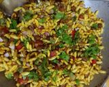 A picture of step 4 of Jhalmuri.