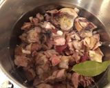 Foto del paso 3 de la receta: Garbanzos guisados con oreja y morro